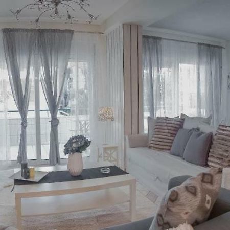 Luxury City Center Apartment Kalampáka Eksteriør bilde